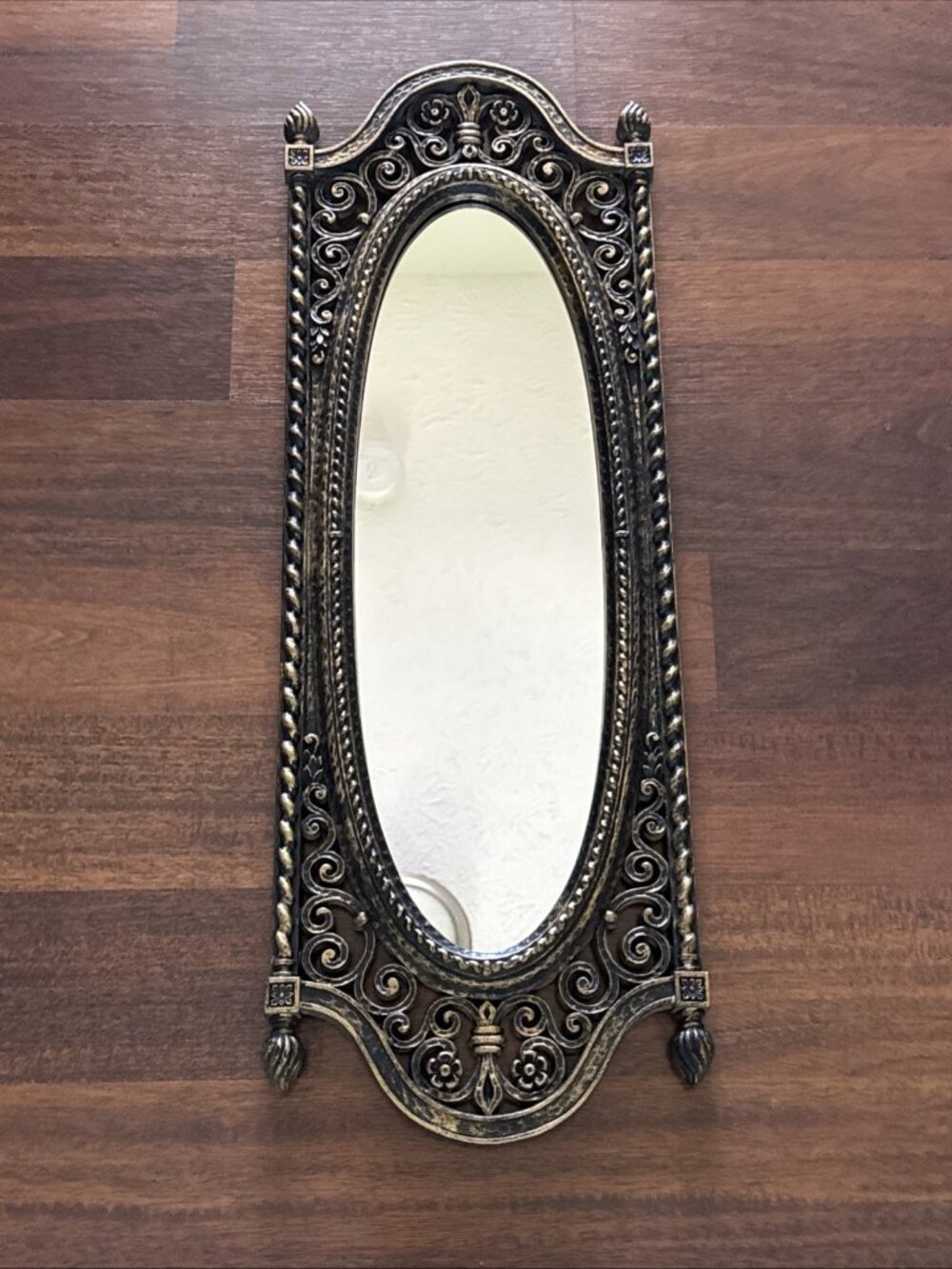 VTG 70’s Homco 2356 Gothic Spanish Revival Wall Mirror Ornate Gold Black